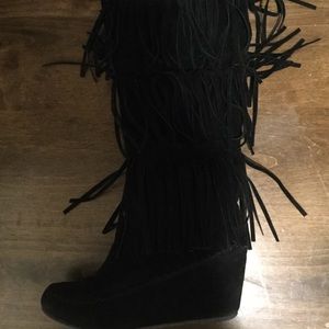 Wedge boots